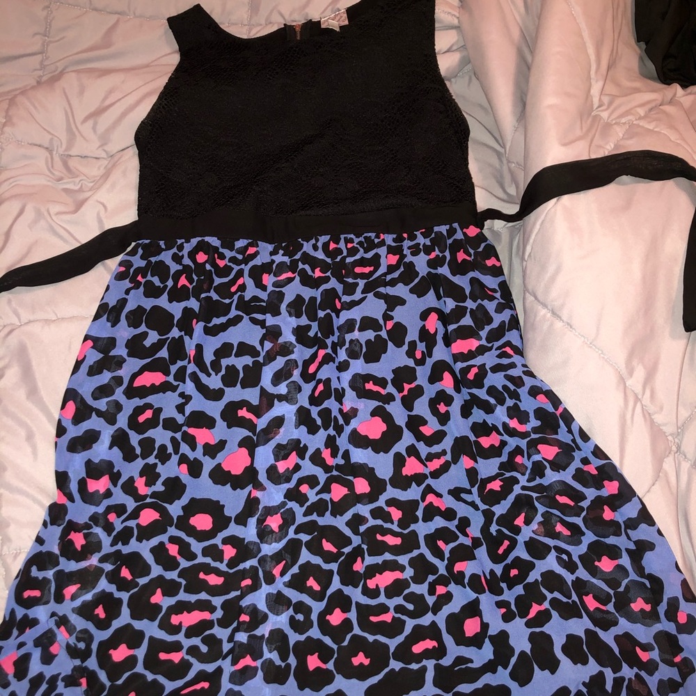 Girl’s Dress